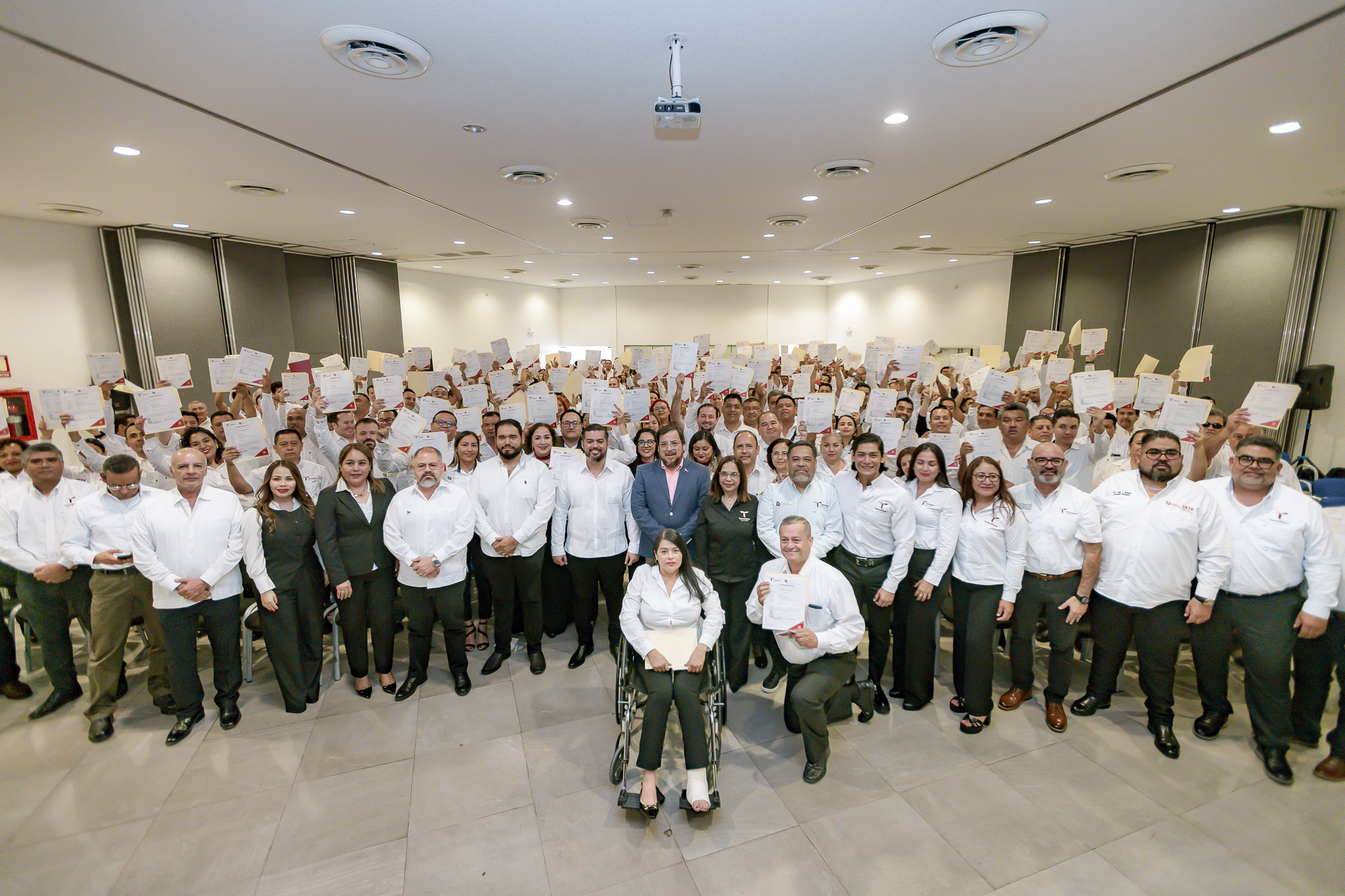 09 DE SEPTIEMBRE ENTREGA DE BASE CETE EN CRETAM